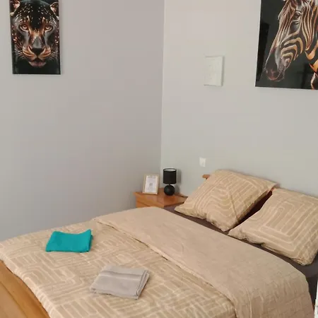 Homestay Conviviale Proche Futuroscope, Arena & Aquascope Dissay