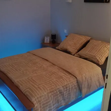 Homestay Conviviale Proche Futuroscope, Arena & Aquascope